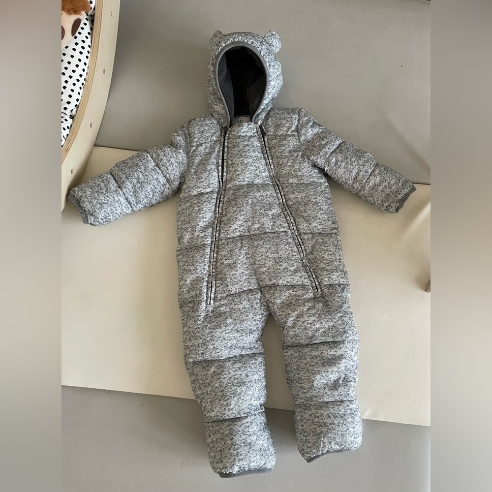 BabyGap Snowsuit 18-24 months